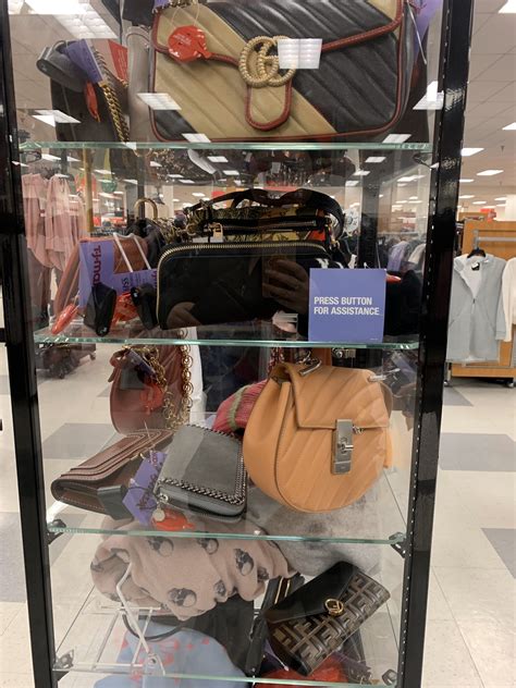 does tj maxx sell gucci